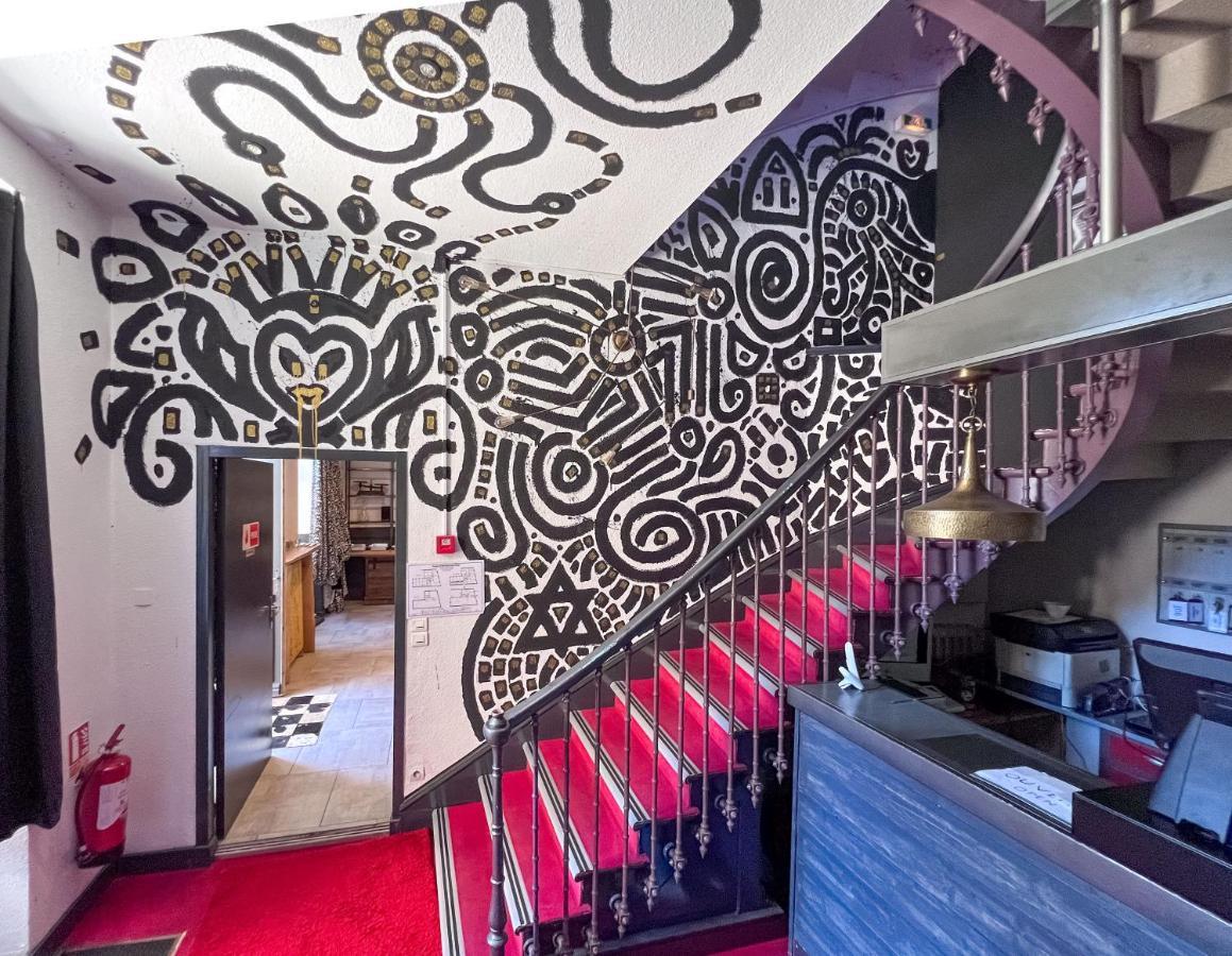 Le B Bed & Breakfast Belvès Dış mekan fotoğraf